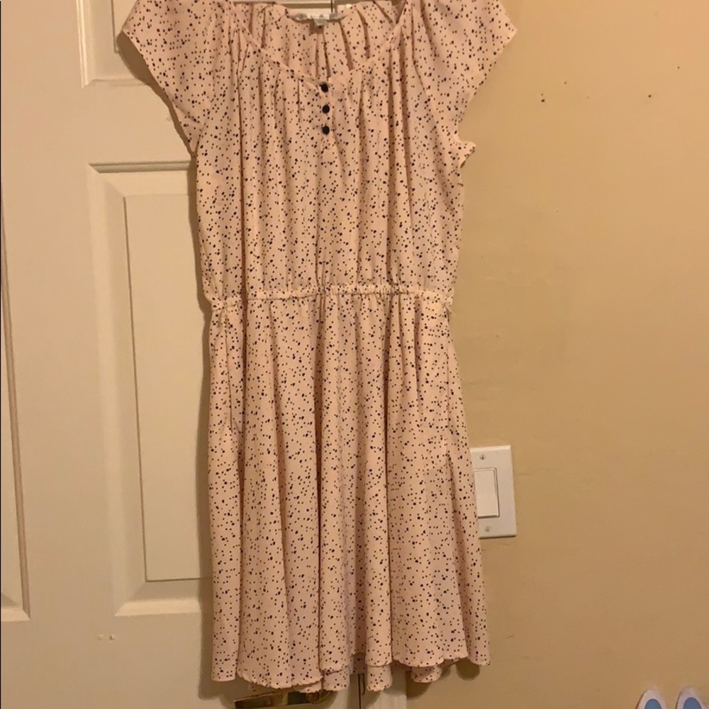 Peach with black speckles, cap sleeve w/ pockets